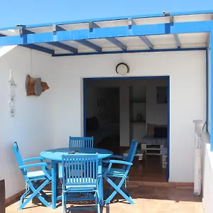 https://casa-noah-famara.in-canary-islands.com